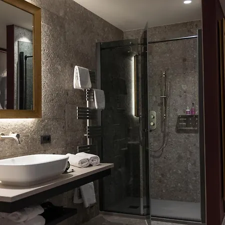 Sissi | Luxury | * מאיירהופן